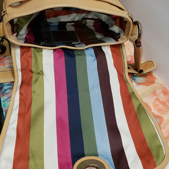 PRICE FIRM COACH LEGACY BAG & WALLET LEATHER SET. - Picture 12 of 16